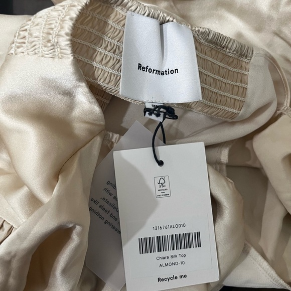 NWT Reformation Chiara Long Sleeve Silk Blouse Top Almond Cream Black 10 - Picture 7 of 8